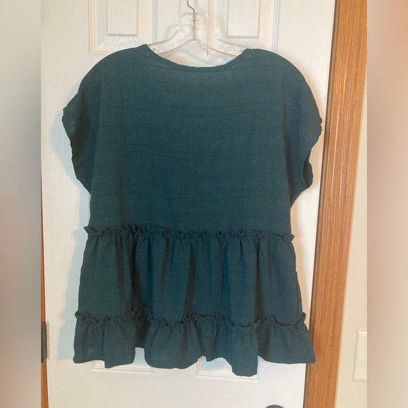 Women’s Ruffled Top - Picture 2 of 2